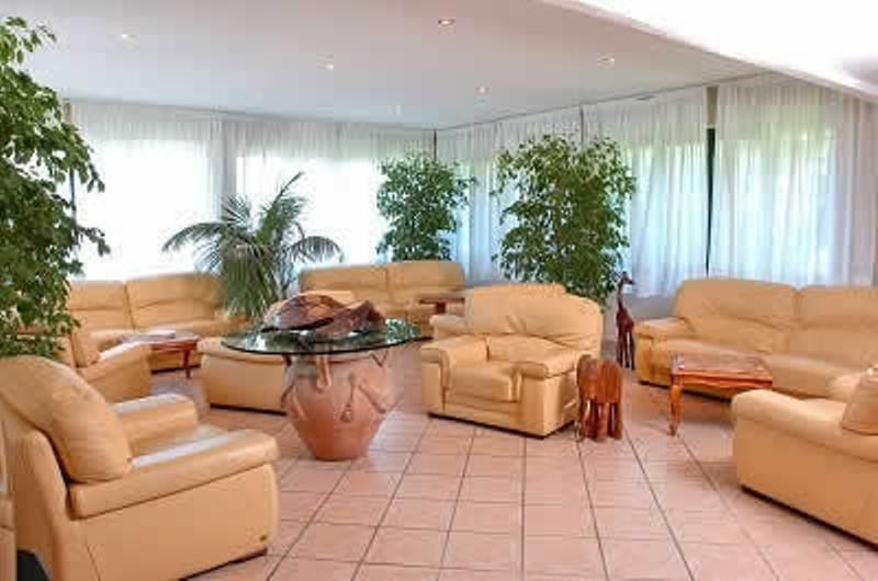 Hotel San Carlo مارينا دي بييتراسانْت المظهر الخارجي الصورة